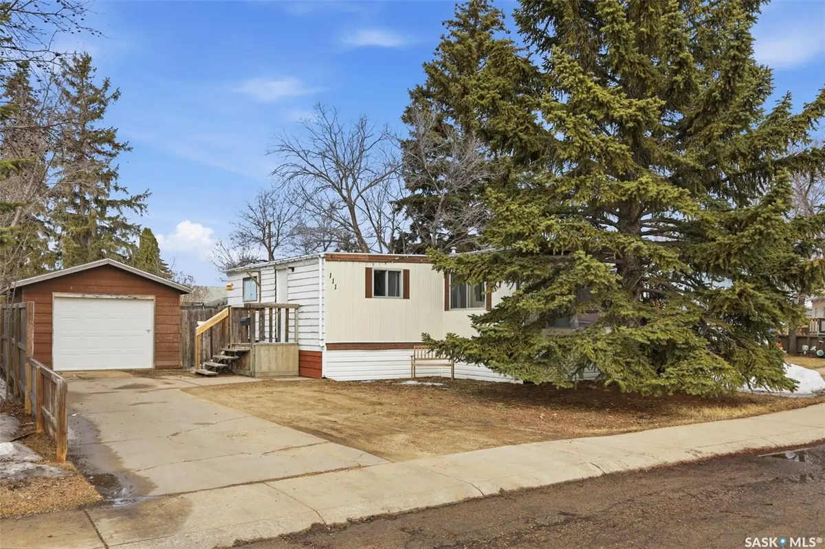 111 LELAND TERRACE, Saskatoon, SK S7H 5A1