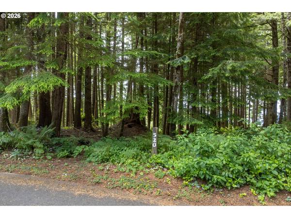 520 Oceanview LN, Gleneden Beach, OR 97388