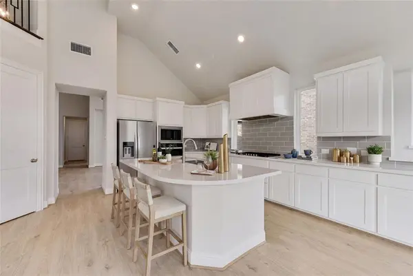 7630 Kiowana Court, Grand Prairie, TX 75054
