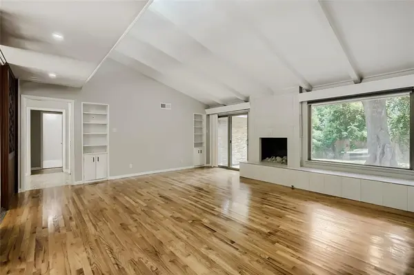 6606 Stonebrook Circle, Dallas, TX 75240
