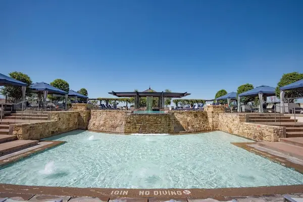 2600 W 7th Street #1807, Fort Worth, TX 76107