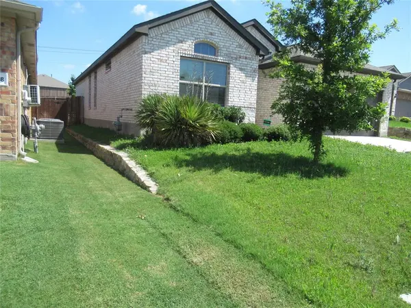 9604 Hickory Knob Drive, Fort Worth, TX 76108