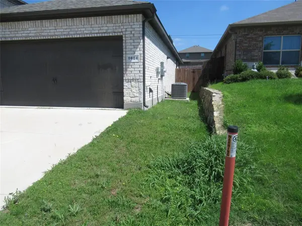 9604 Hickory Knob Drive, Fort Worth, TX 76108