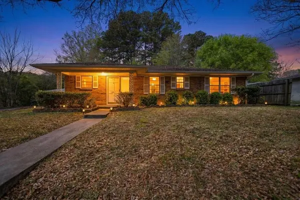 3607 Five Notch Road, Marshall, TX 75672