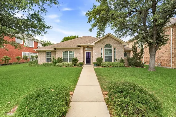 2058 Hillshire Drive, Lewisville, TX 75067