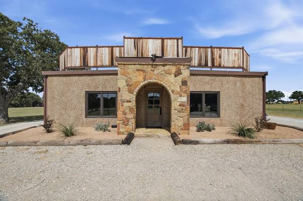 4711 S Highway 281, Mineral Wells, TX 76067