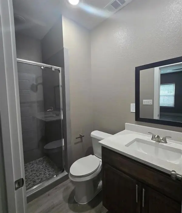3513 Tomahawk Drive, Granbury, TX 76048