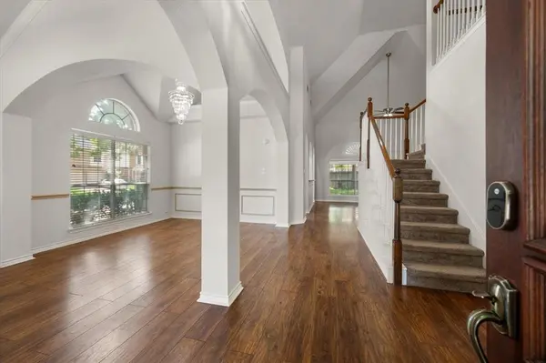7700 Buccaneer Circle, Arlington, TX 76016