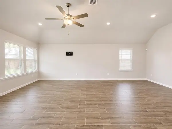 3720 Yarrow Drive, Denton, TX 76226