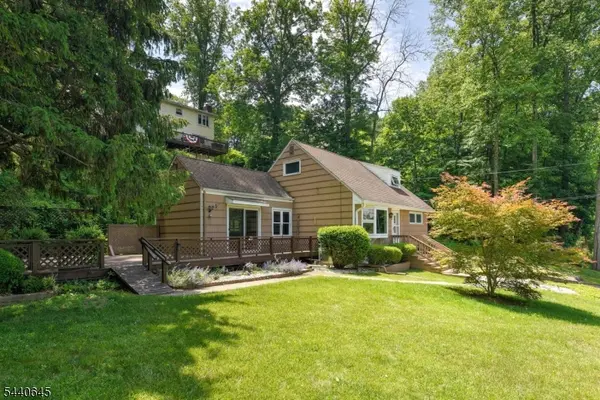 16 Lenape Ave, Andover Twp., NJ 07860