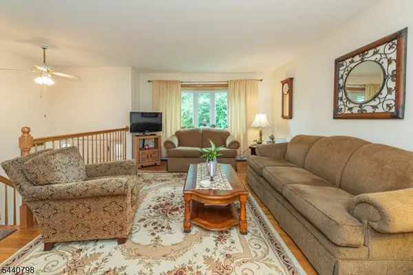 309 Knox Way, Hopatcong Boro, NJ 07843