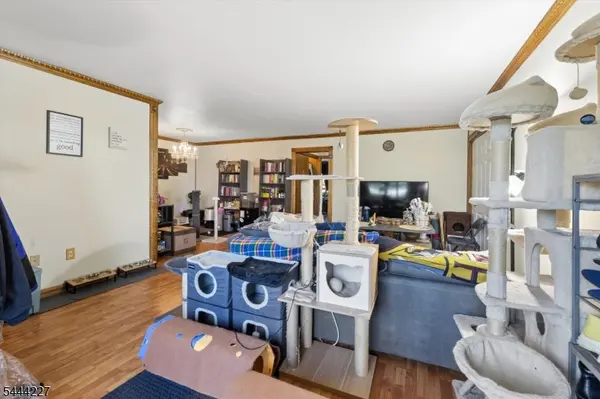 680 Union Ave #C3, Belleville Twp., NJ 07109