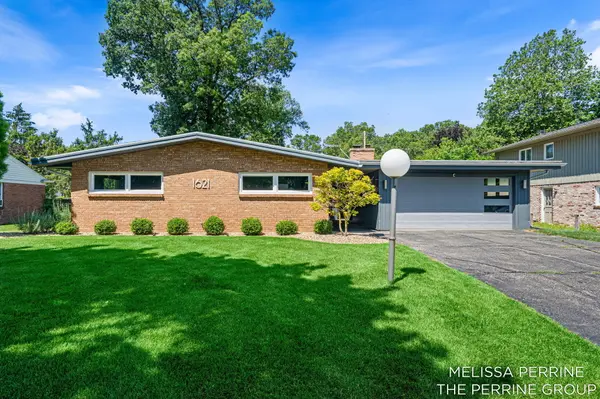 1621 Woodcliff AVE SE, City Of Grand Rapids, MI 49506