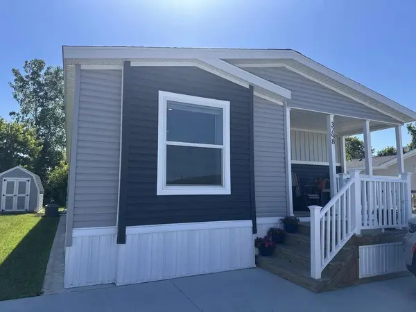 3298 Hillcrest WAY, Zeeland Twp, MI 49464