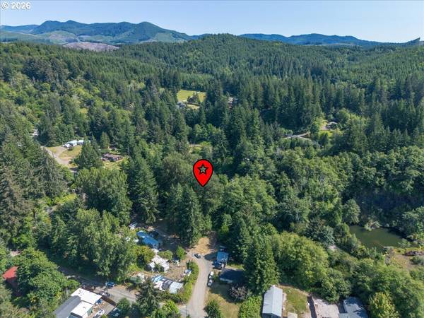 34 N Labsch ST, Otis, OR 97368