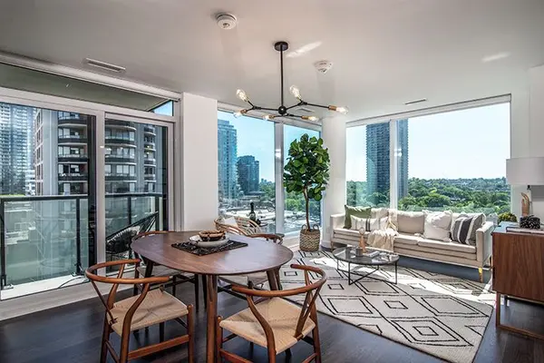 18 Erskine AVE #2509, Toronto C10, ON M4P 0C9