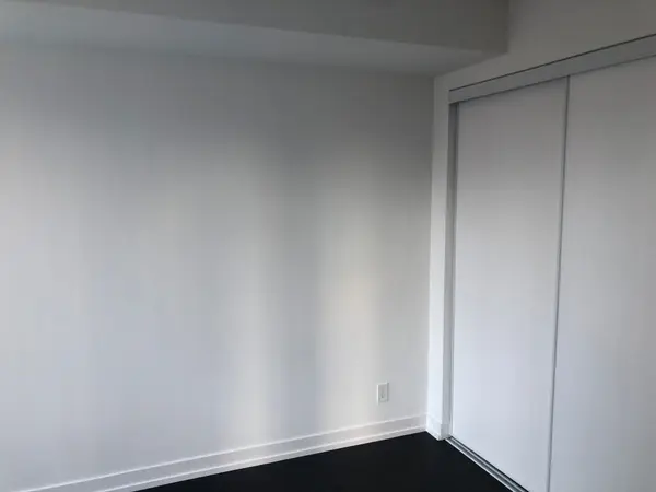 60 Shuter ST #1609, Toronto C08, ON M5B 0B7