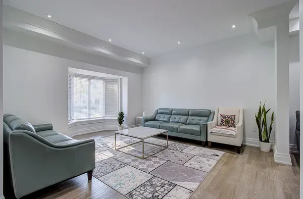 67 Scarborough Heights BLVD, Toronto E08, ON M1M 2V5