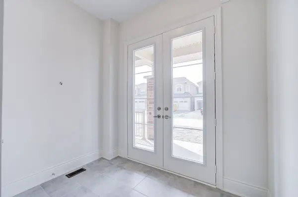 86 Big Willow CRES, Richmond Hill, ON L4E 3R4