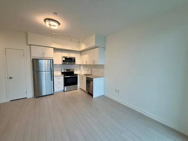 4010 Eglinton AVE W #703, Toronto W09, ON M9A 0G5