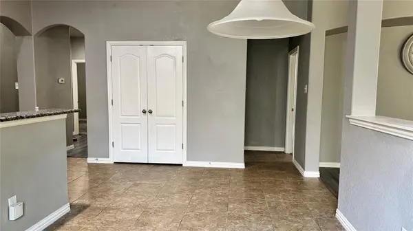 6440 Parkstone Way, Dallas, TX 75249