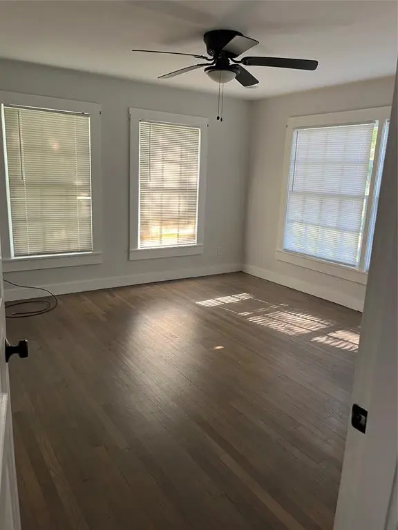 903 W 8th Street, Bonham, TX 75418