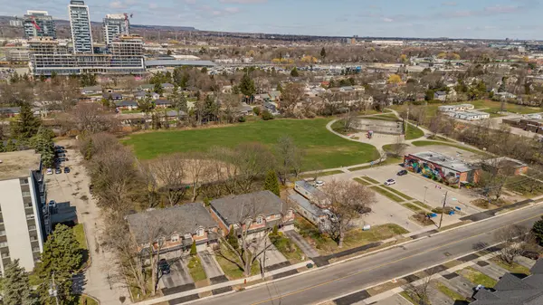2121 Prospect ST, Burlington, ON L7R 1Z2