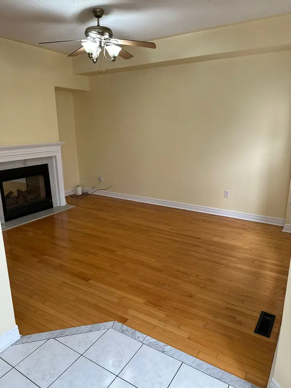 544 Matisse PL, Mississauga, ON L5W 1M3