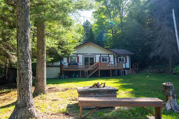1423 Deer Lake Narrows RD, Algonquin Highlands, ON P0A 1E0