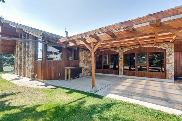 273167 Range Road 25, Rural Rocky View County, AB T4B 4P6
