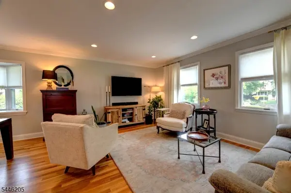 51 Hopper Ave, Pequannock Twp., NJ 07444