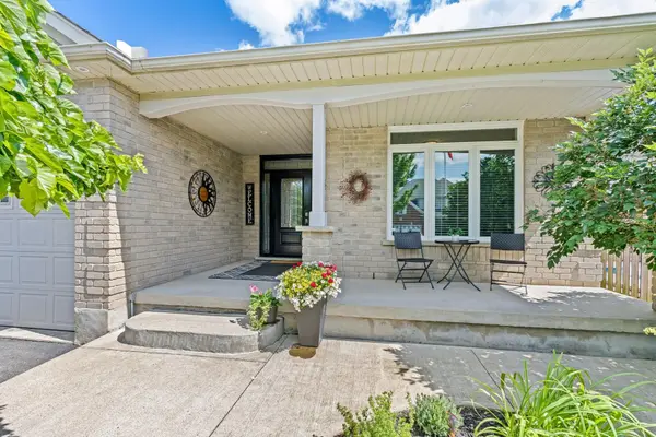 17 Dawkins CRES, Halton Hills, ON L7J 2Z4