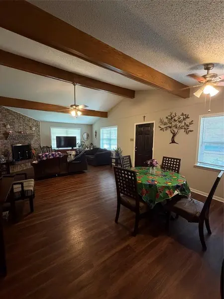 126 Poinsettia Circle, Terrell, TX 75160