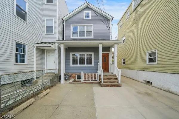 172 Chestnut St, Newark City, NJ 07105
