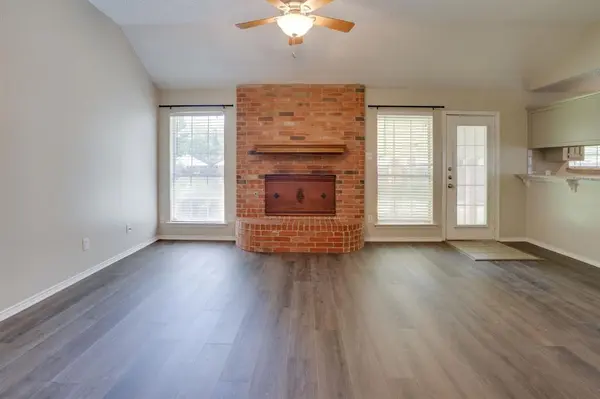 215 Linda Street, Aubrey, TX 76227