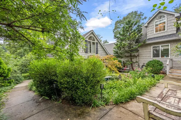 1216 Timberlake DR, Lynchburg, VA 24502