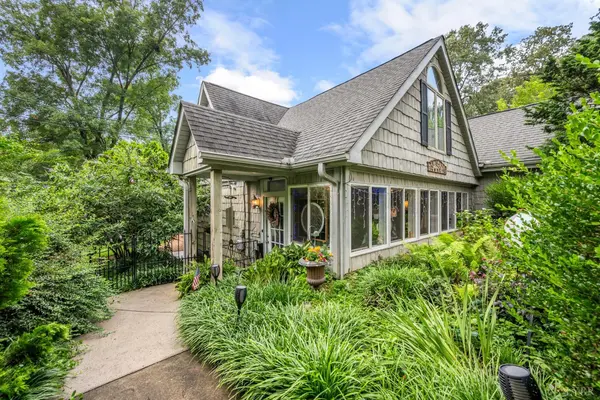 1216 Timberlake DR, Lynchburg, VA 24502