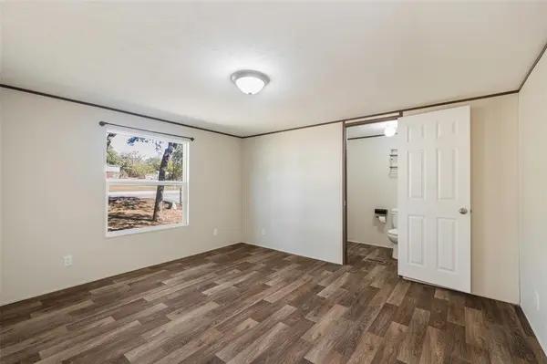 1107 Maple Drive, Bartonville, TX 76226