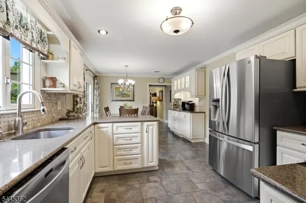 16 Brookside Rd, Roxbury Twp., NJ 07876