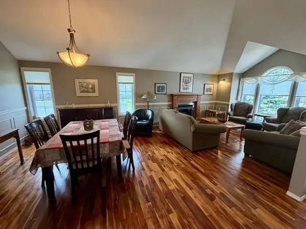 24 Clearwater CRES, Dryden, ON P8N 3H9