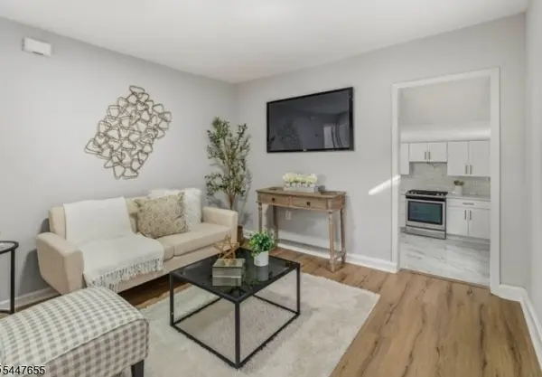 526 Jackson Ave #2, Elizabeth City, NJ 07201