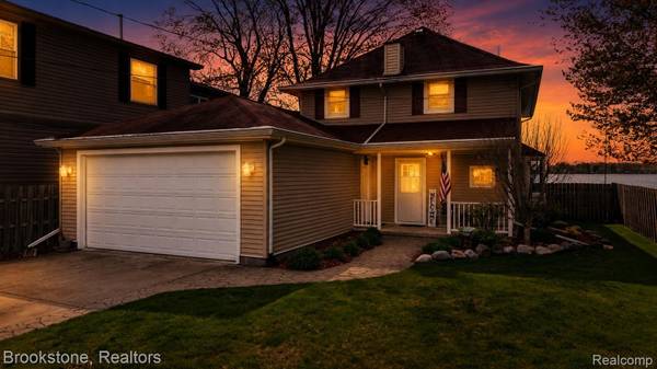 2230 Elm ST,  Algonac,  MI 48001