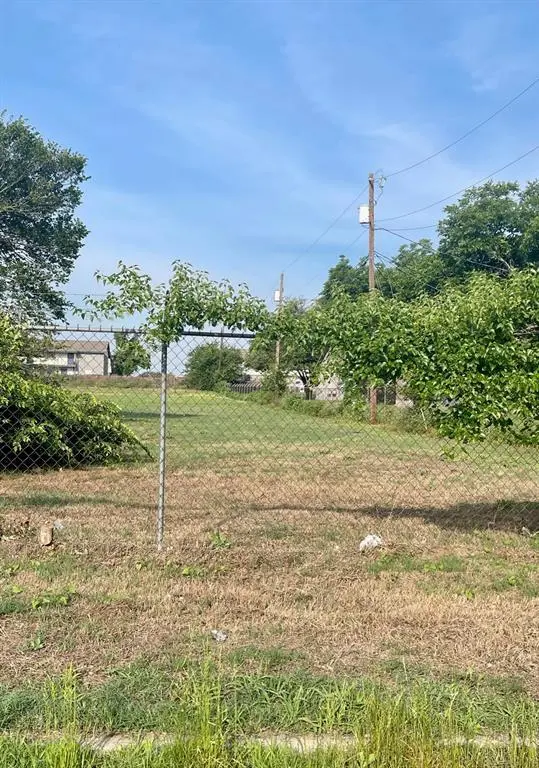 900 S Second Avenue, Stephenville, TX 76401