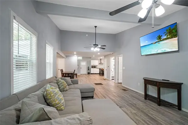 2228 W Holly Trail, Holly Lake Ranch, TX 75765