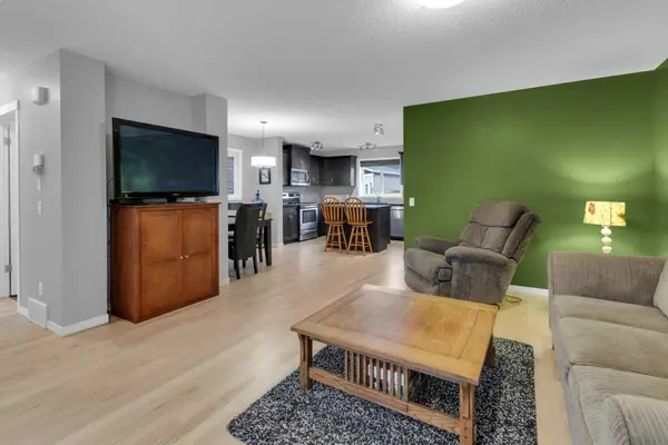 367 Fireside PL, Cochrane, AB T4C0R1