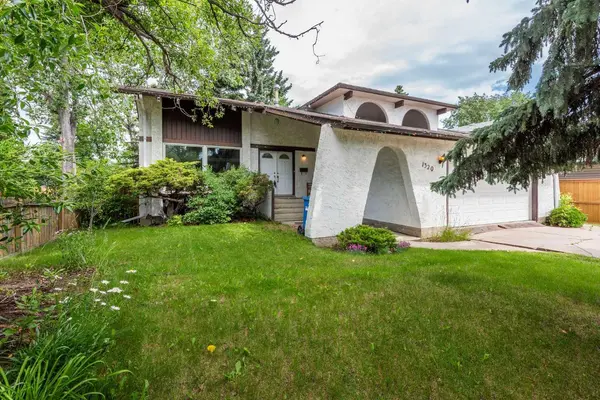 1320 116 AVE SW, Calgary, AB t2w2a5