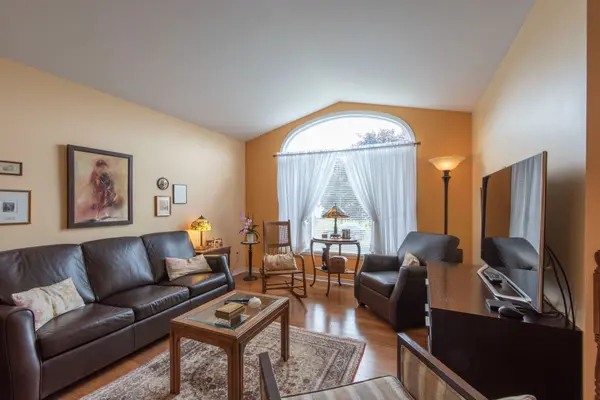 248 Northwoods CRES, Cornwall, ON K6H 7K3
