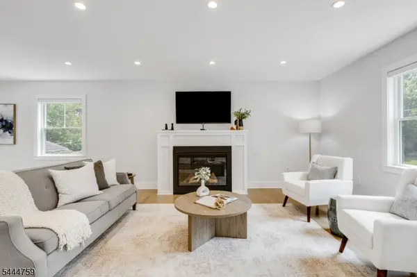18 University Ave, Chatham Boro, NJ 07928