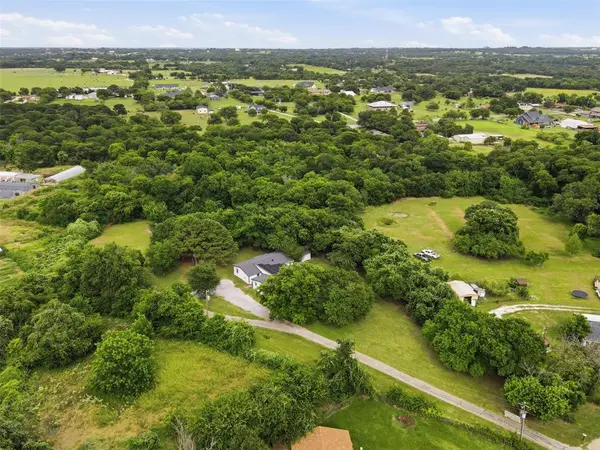 907 Quail Run, Cleburne, TX 76031