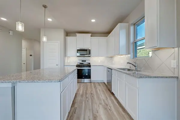3104 Brittlebush Drive, Fort Worth, TX 76108